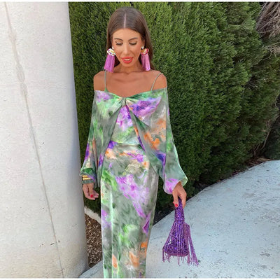 Anisten - Elegant Maxi Dress with Halo-Dye Print and Removable Scarf